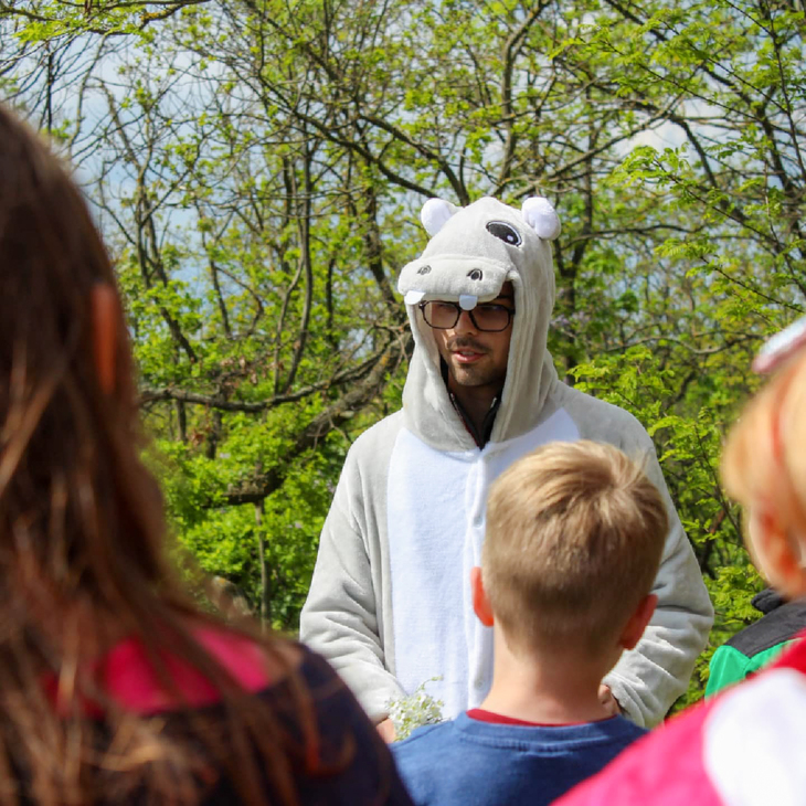 ESC Projektélmények mese a padkáról és a Wettini irodáról Robin önkéntes projektje